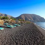 Ξενοδοχείο Perissa 2*