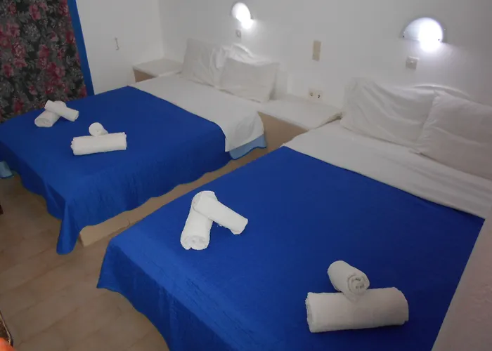 Perissa 2* Agios Georgios (Santorini)