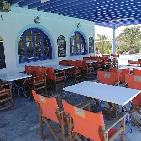 Perissa 2* Agios Georgios (Santorini)