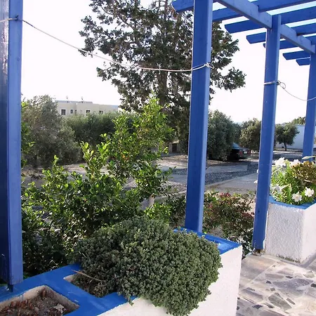 Perissa Hotell