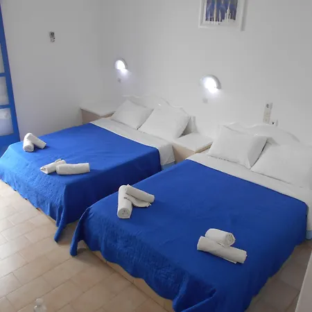 佩里萨酒店 Agios Georgios (Santorini)