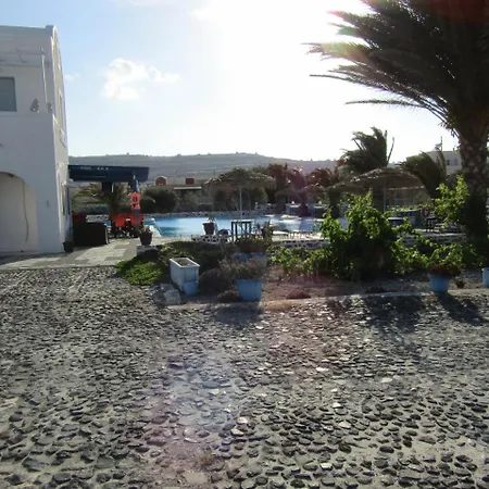 Szálloda Perissa 2*