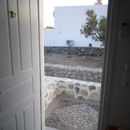 بيريسا Agios Georgios (Santorini)