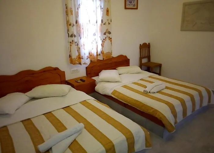 Perissa Agios Georgios (Santorini)