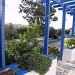 Perissa Hotel