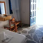 Perissa Hotell