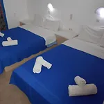 Perissa 2* Agios Georgios (Santorini)