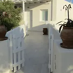 Perissa Hotel