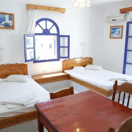 Perissa Hotel 2*