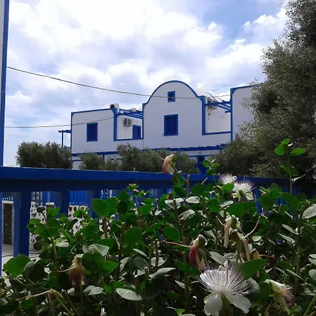 Perissa Hotel
