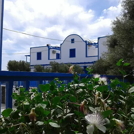 Perissa מלון