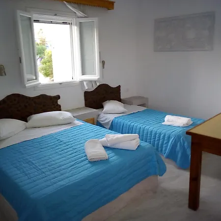 Perissa Hotel