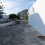 페리사 Agios Georgios (Santorini)