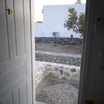 페리사 Agios Georgios (Santorini)